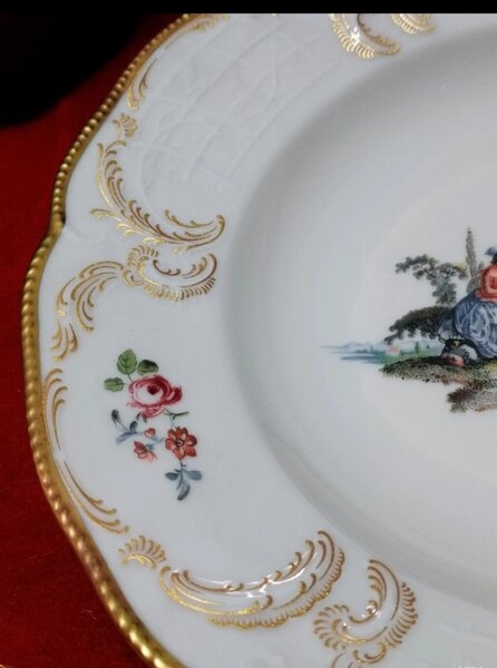 Doua farfurii Rosenthal Sanssouici
